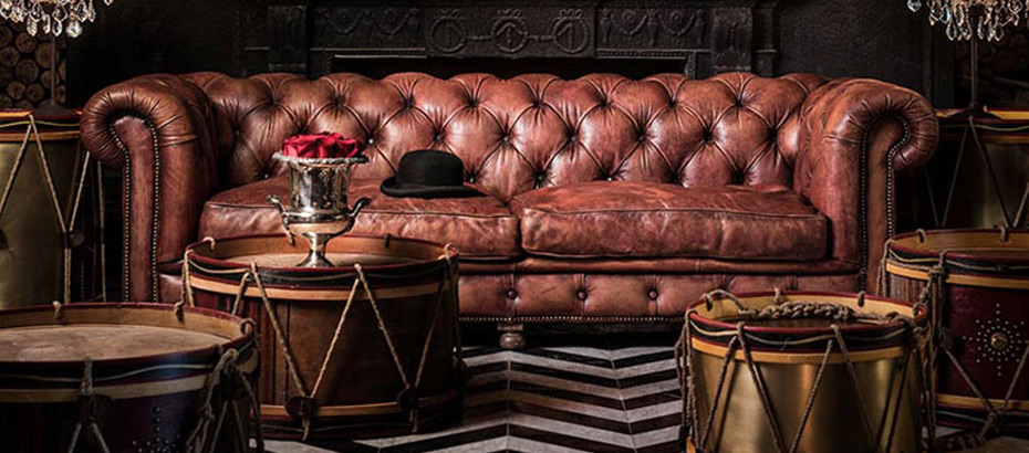 Add a Romantic Touch to Your Home with English Style Furniture 2