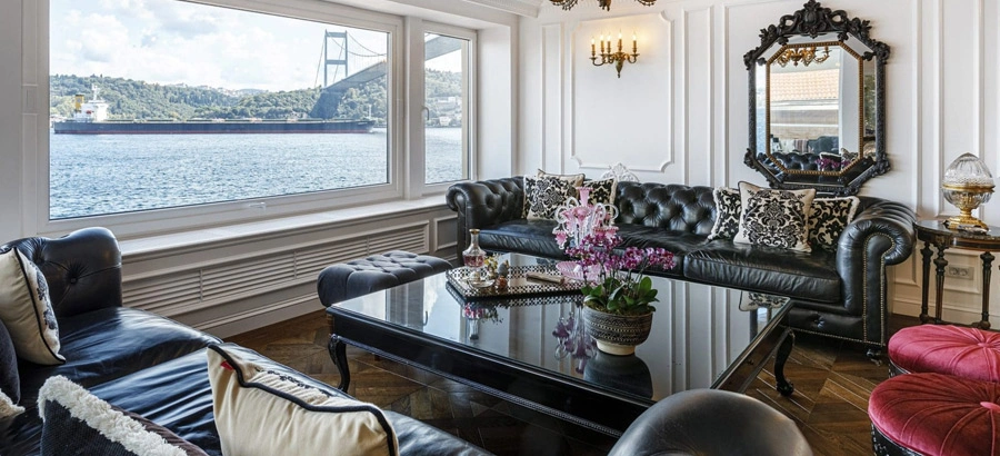 Key Considerations in Luxury Home Decoration 2