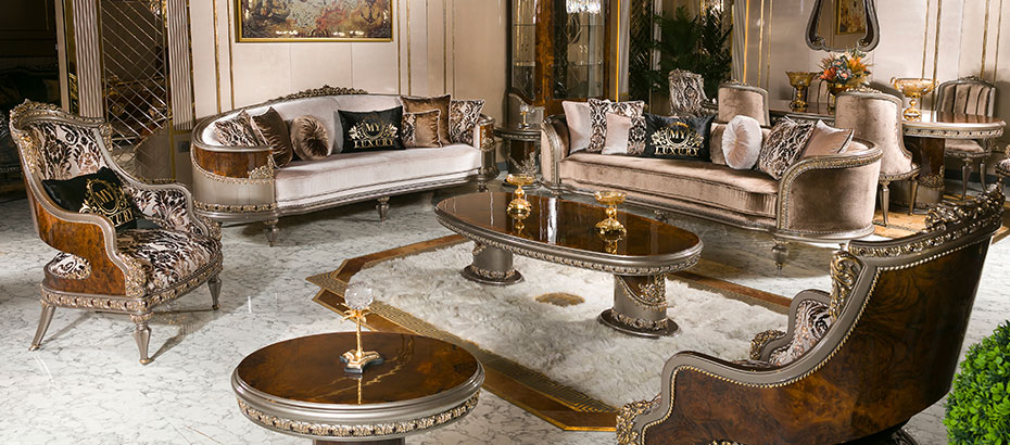 How to Design a Luxurious Living Room with Classic Furniture 3